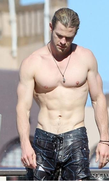 Chris Hemsworth nice ass