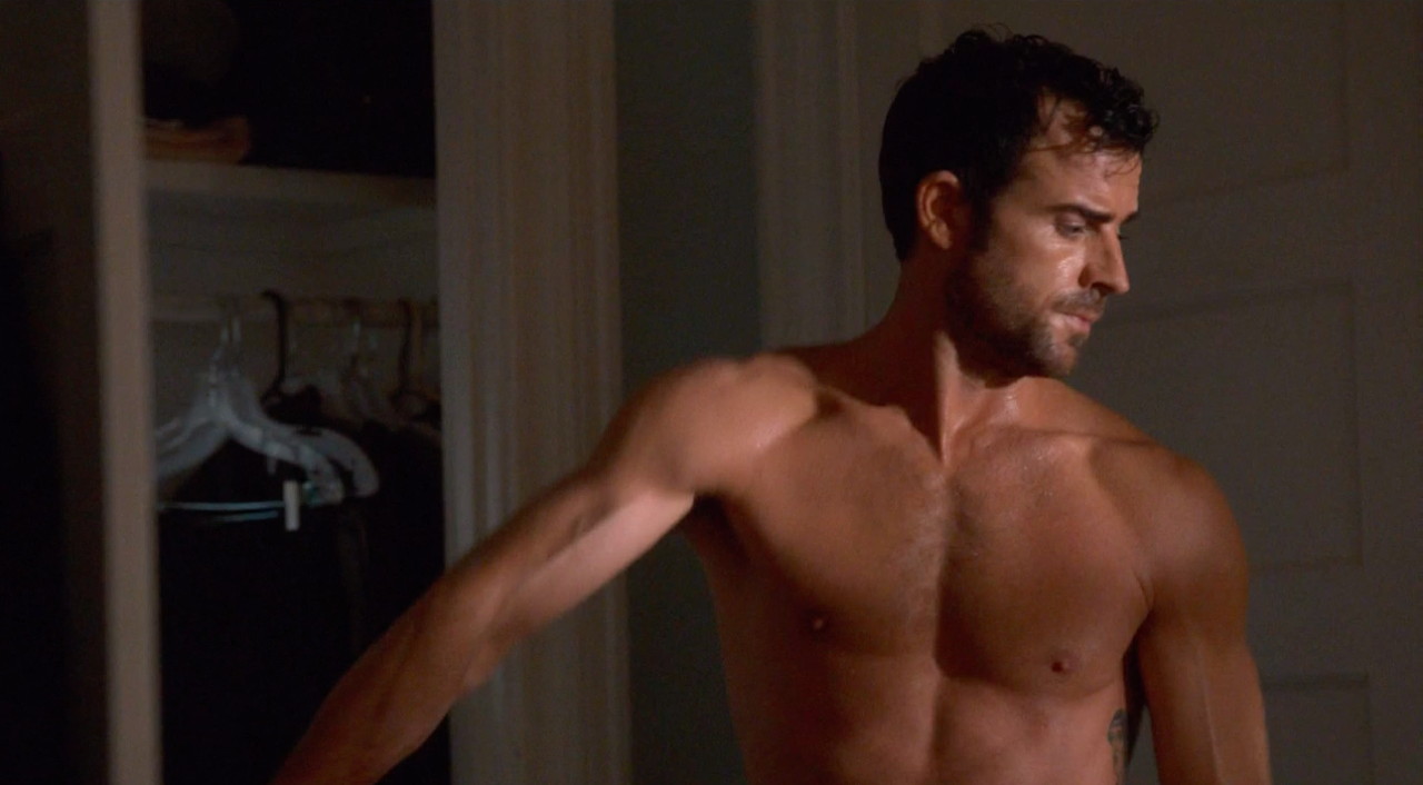 Justin Theroux topless