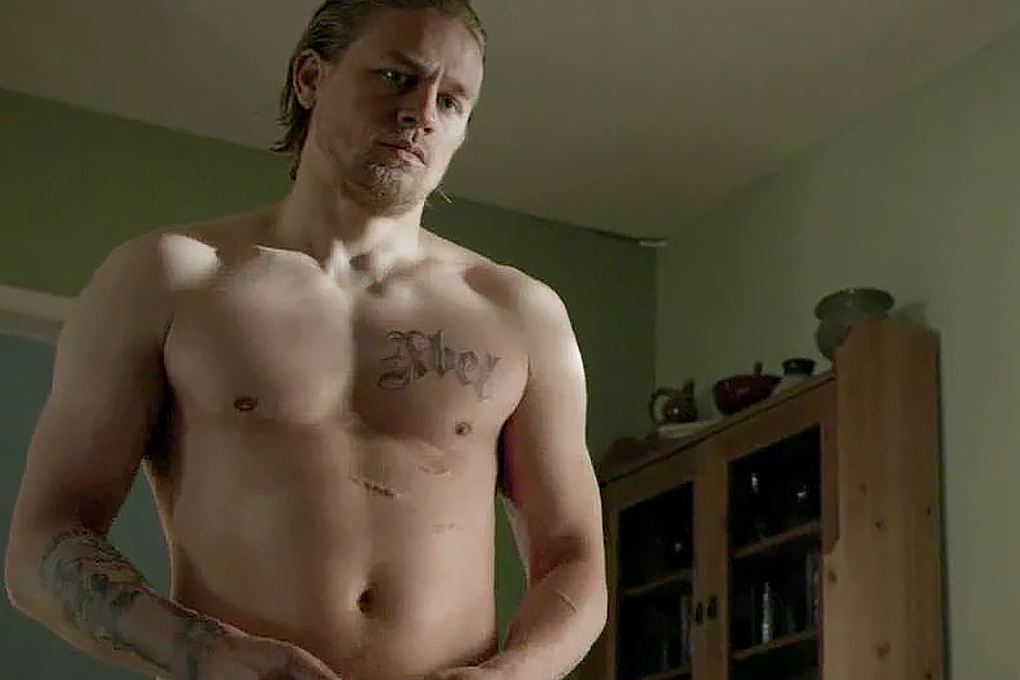 Charlie Hunnam: Butts Of Anarchy