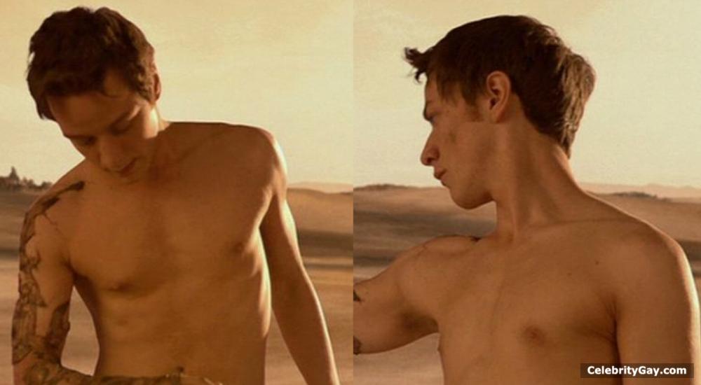 James McAvoy Shows His Shirtless Body And Ass