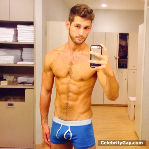 Max Emerson Naked