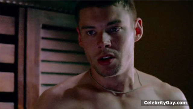 Brian J. Smith Shirtless - The Male Fappening