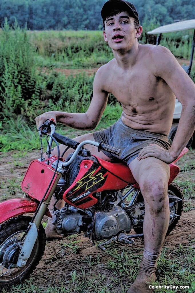Hayes Grier Sexy