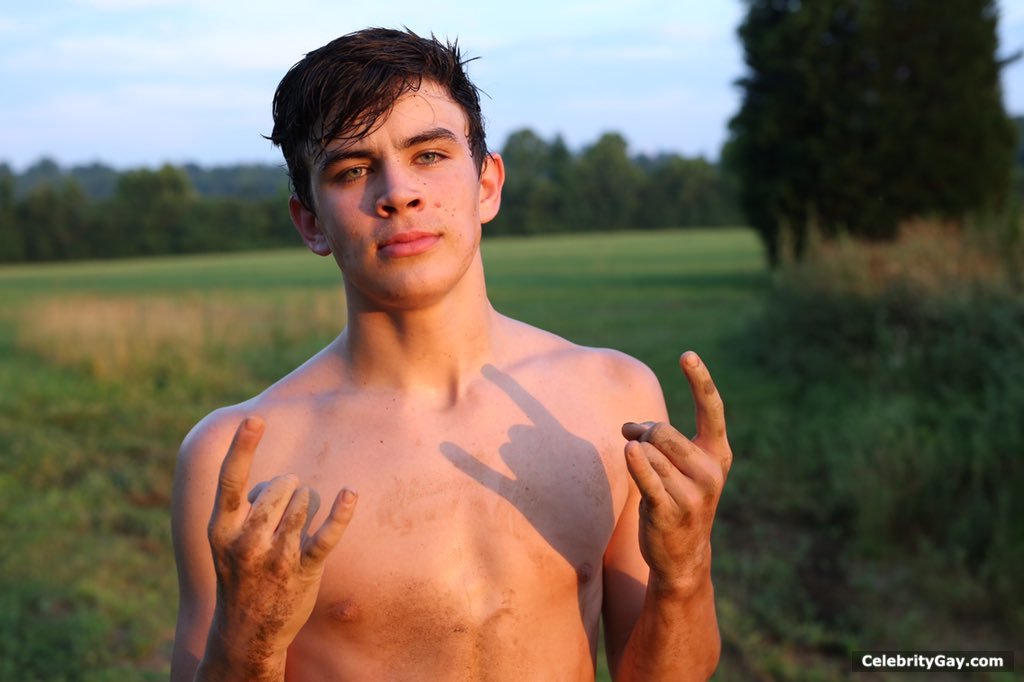 Hayes Grier Sexy