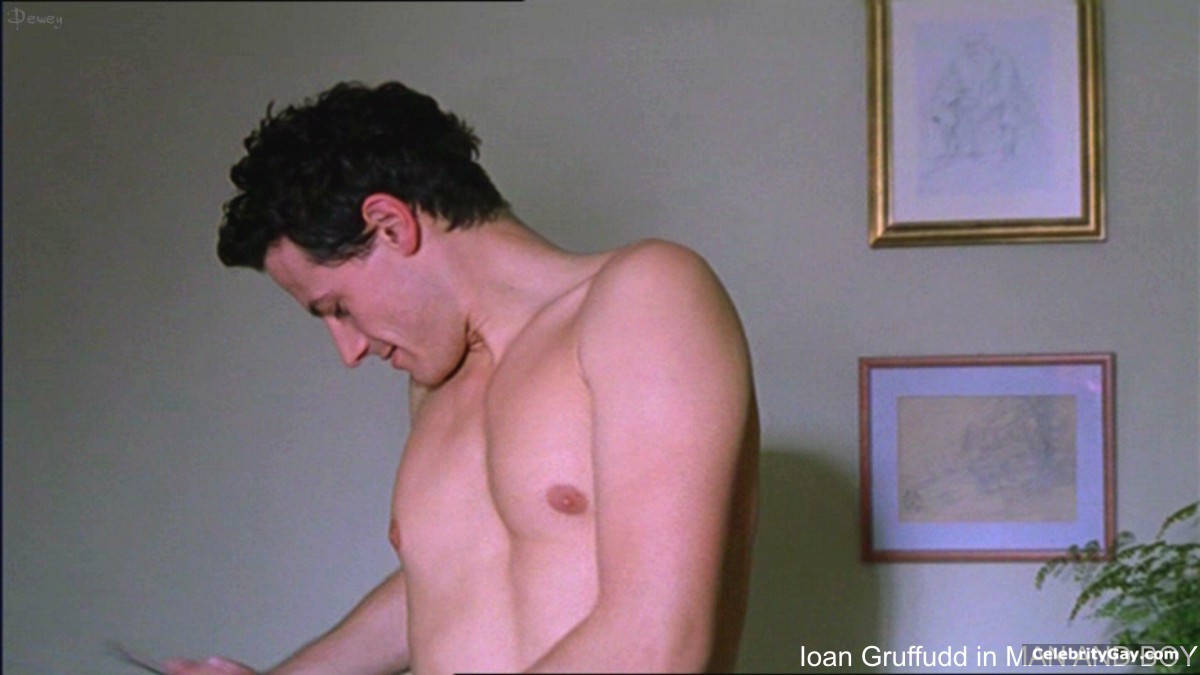 Ioan Gruffudd Naked