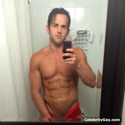 Roderick Strong Nude