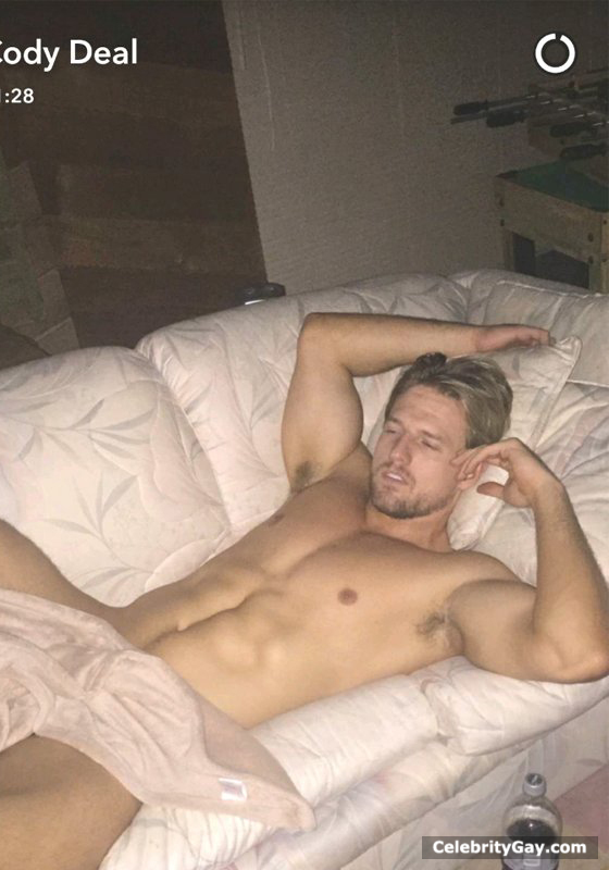 Cody Deal Naked (29 photos)