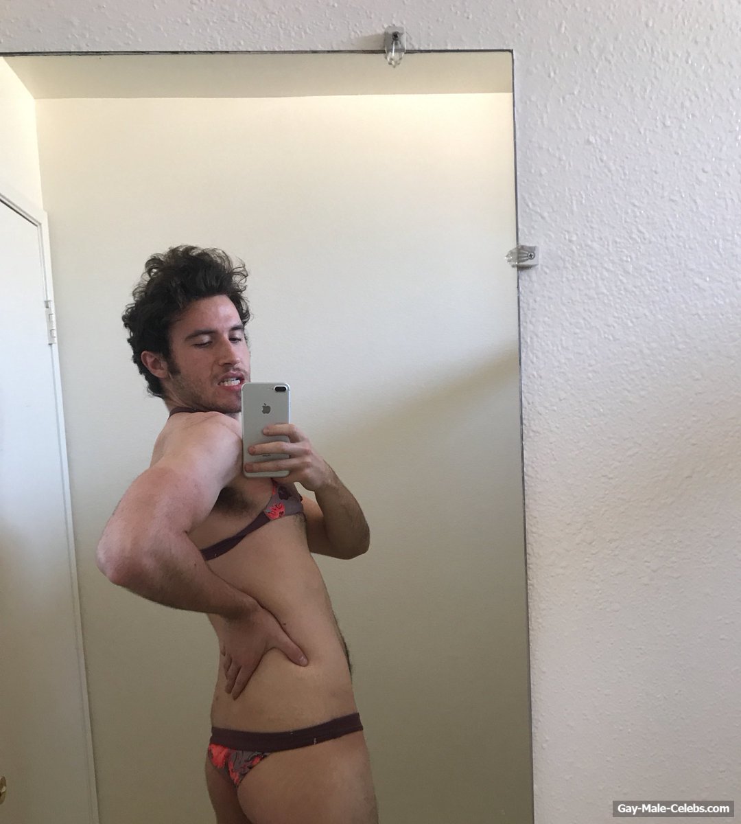 Brandon Calvillo Sexy (5 Photos)