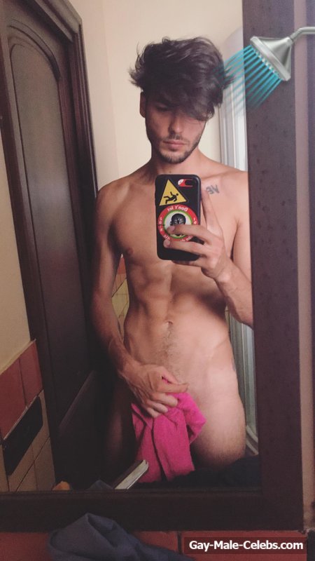 Alessandro Dellisola Naked (5 Photos)
