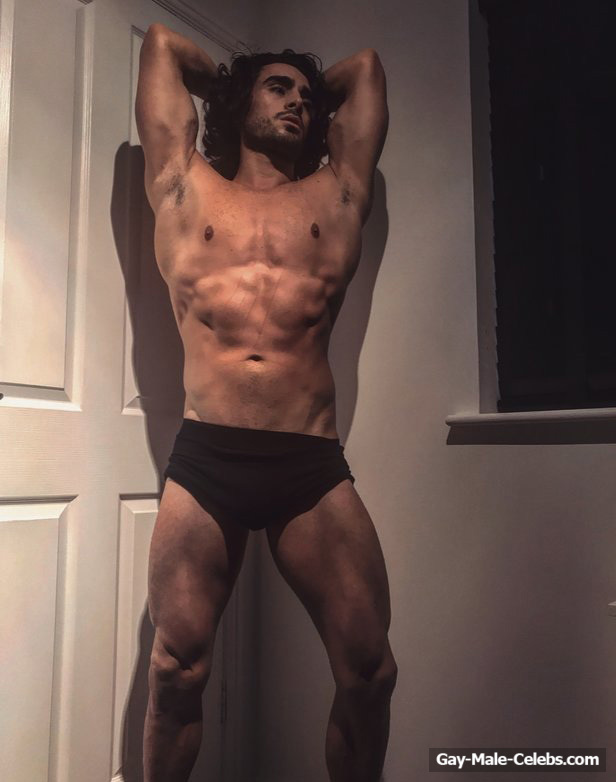 Lewis Flanagan Naked (4 Photos)