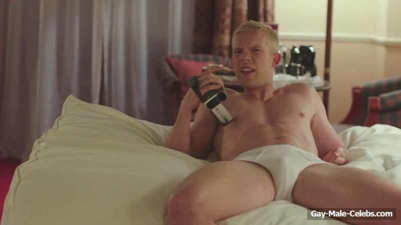 Russell Tovey &amp; Arinze Kene Naked (5 Photos)