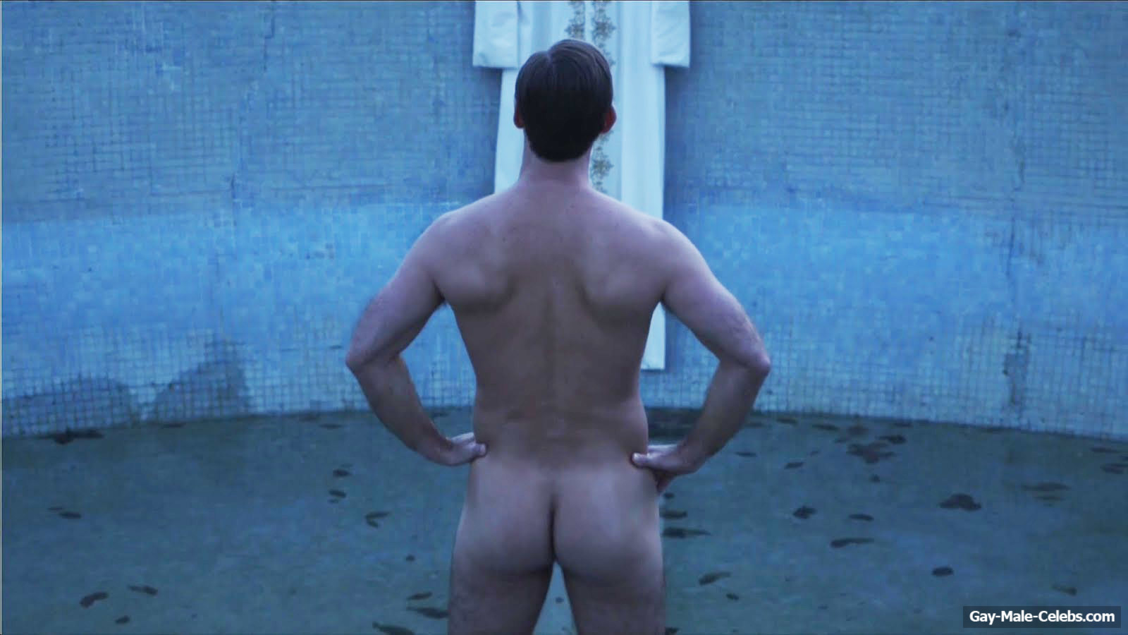 Jude Law Naked (4 Photos)