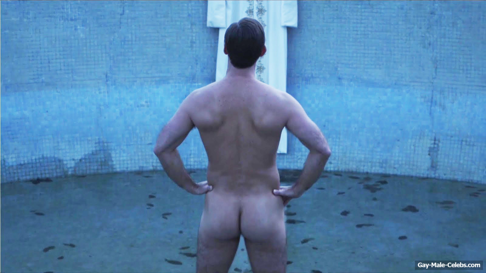 Jude Law Naked (5 Photos)