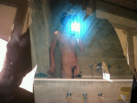 Harry Styles Naked (2 Photos)