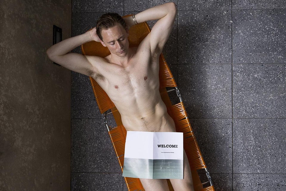 Tom Hiddleston Naked (1 Photo)