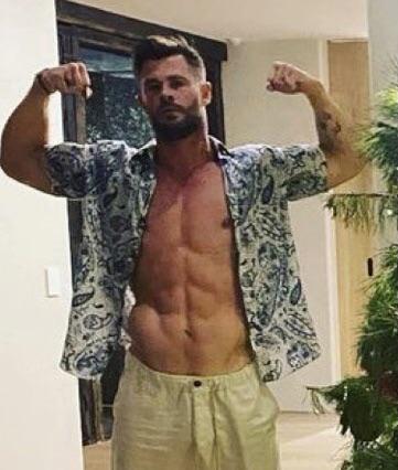 Chris Hemsworth Sexy (1 Photo)
