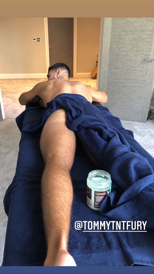 Tommy Fury Sexy (1 Photo)