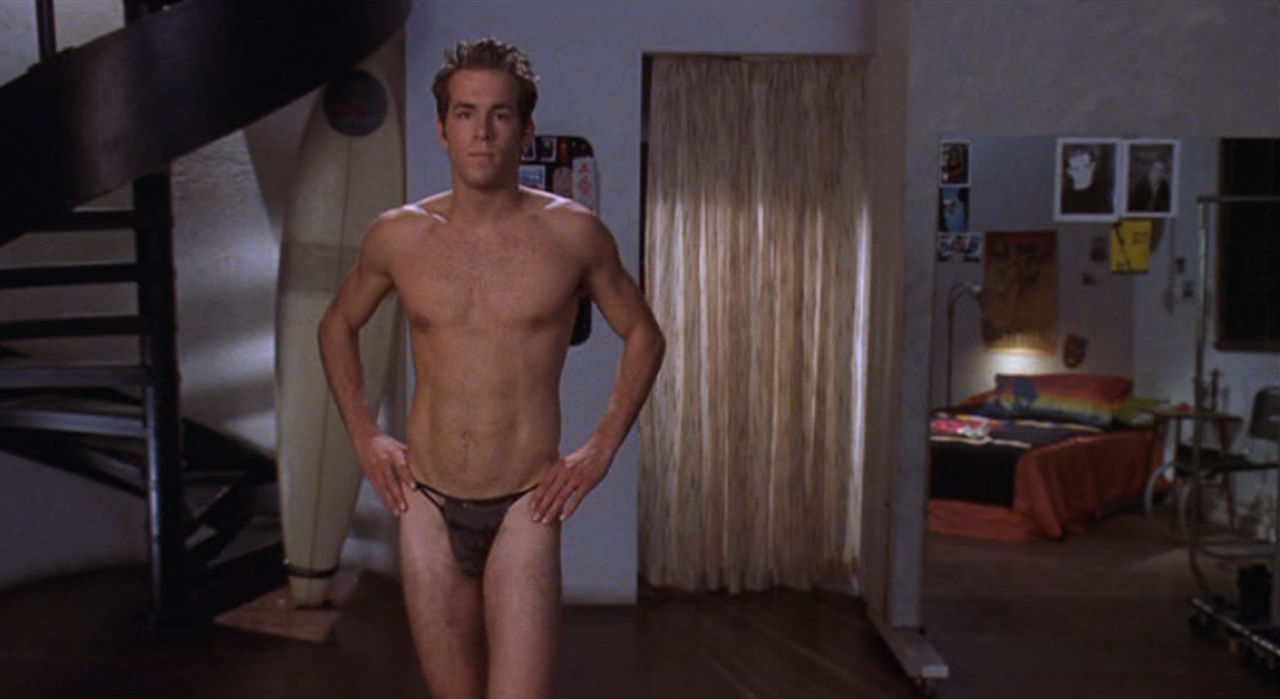 Ryan Reynolds naked actor