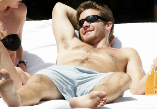 Naked butt of Jake Gyllenhaal