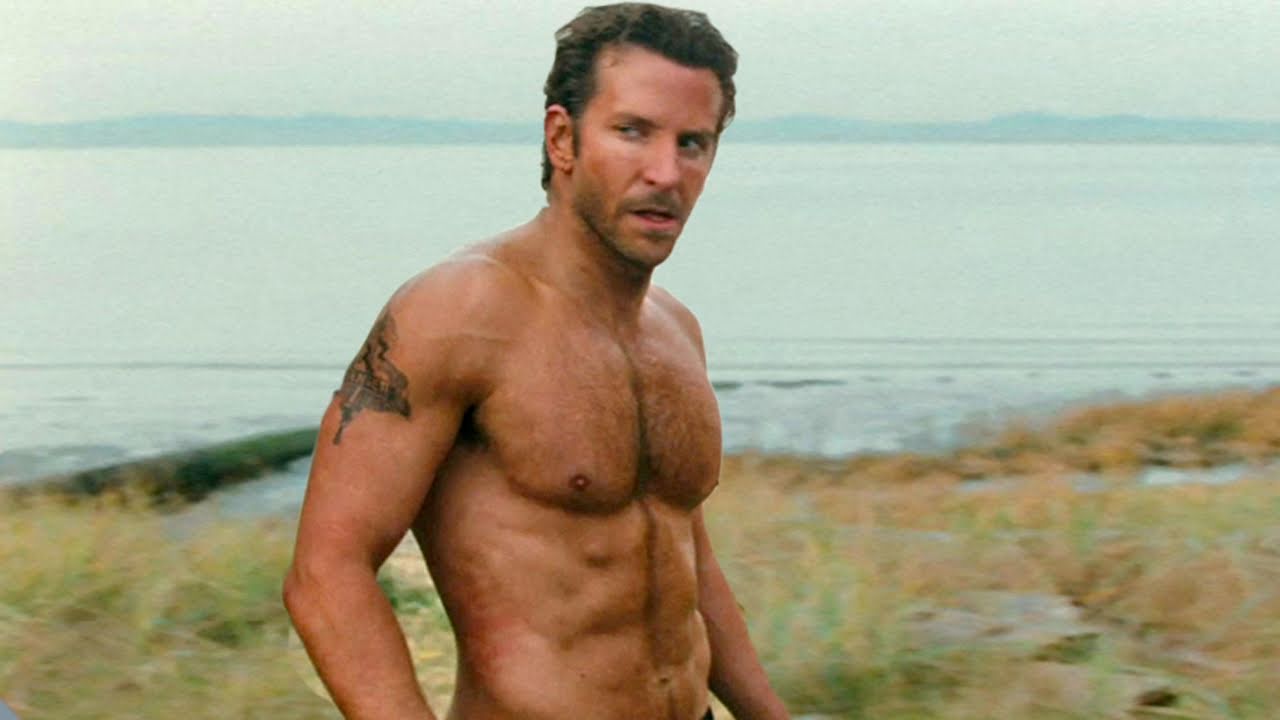 Bradley Cooper sexy