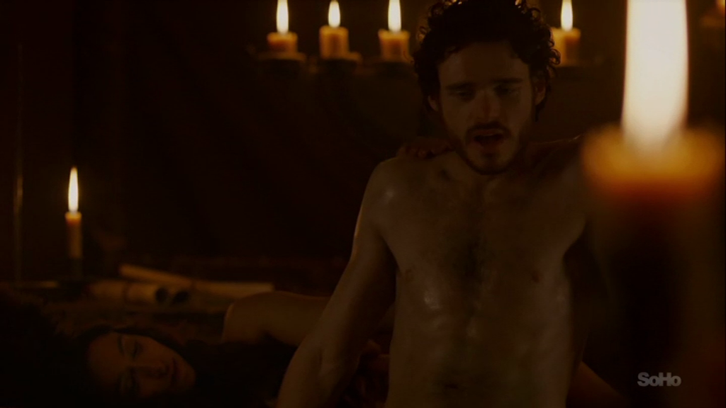 Richard Madden Tries To Hide His Cock