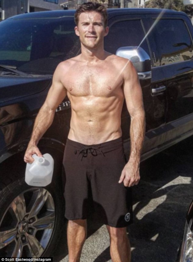Scott Eastwood Looks Perfect Shirtless