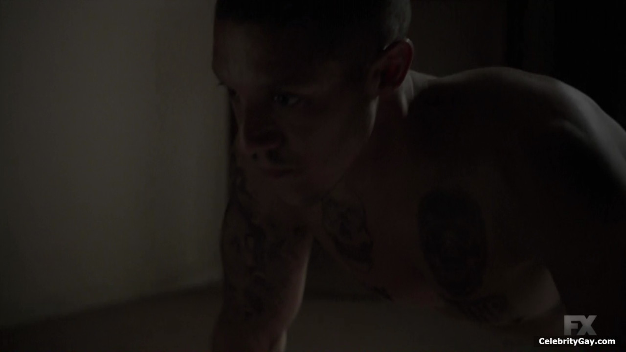 Theo Rossi Nude (19 Photos)