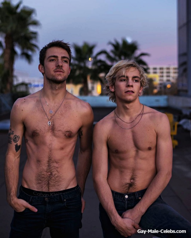 Ross Lynch Naked (7 Photos)
